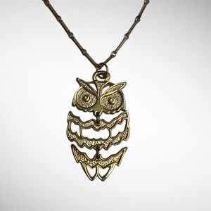 Vintage Owl Necklace Goldtone Articulated Pendant